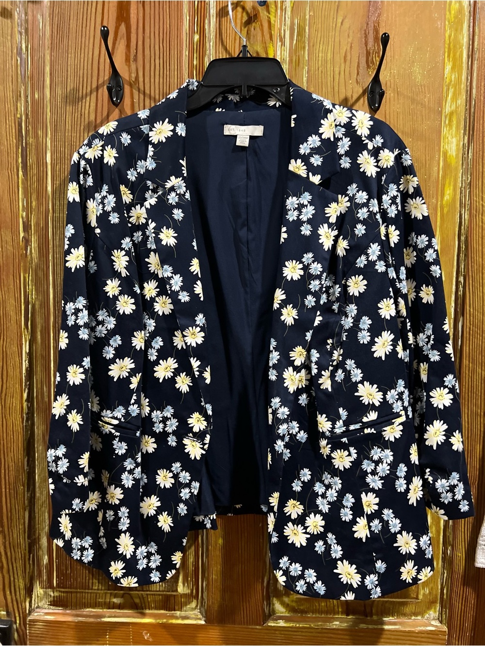 Cato Navy Blazer with White and Yellow Daisy Print